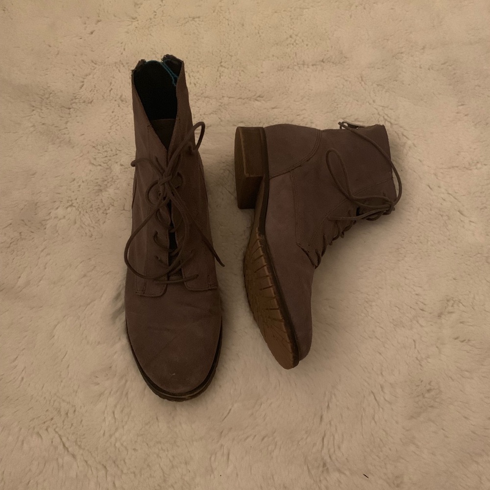 Steve Madden Booties - Grey